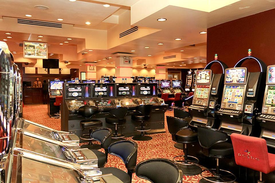 Savannah Hotel & Casino Paramaribo Exteriör bild