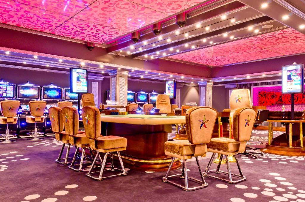 Savannah Hotel & Casino Paramaribo Exteriör bild