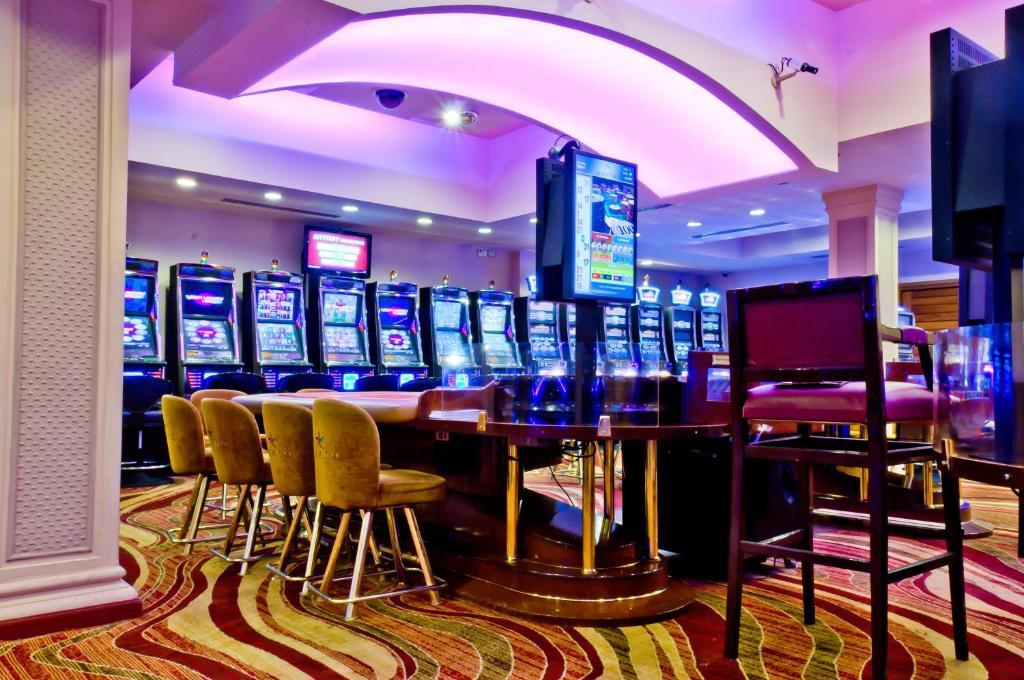Savannah Hotel & Casino Paramaribo Exteriör bild